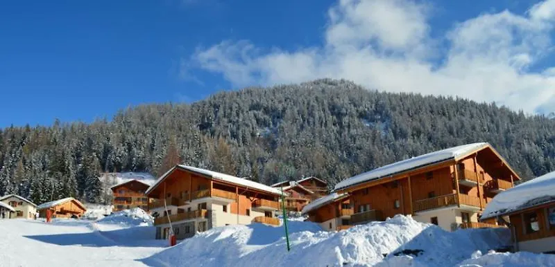 Vacancéole - Résidence Les Chalets de la Ramoure Valfrejus 3*,