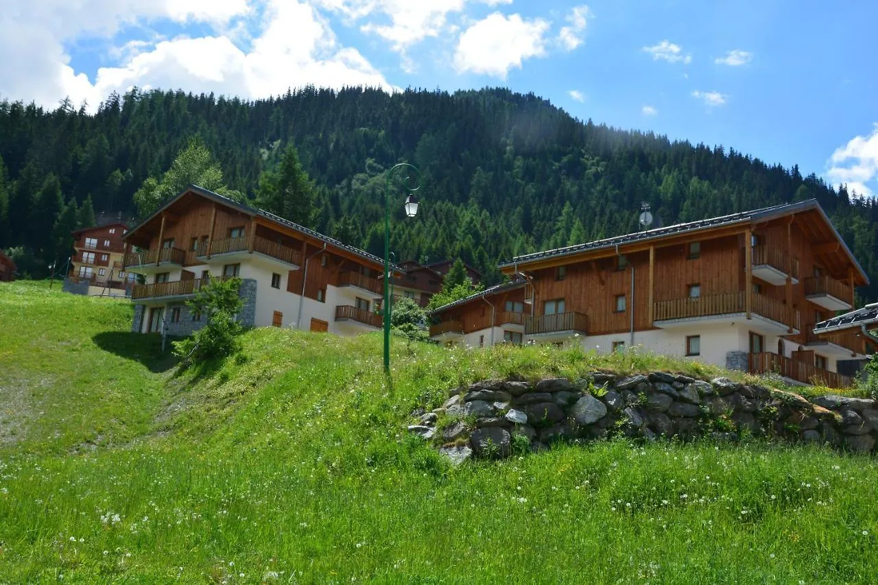 Vacancéole - Résidence Les Chalets de la Ramoure Valfrejus Appart hôtel