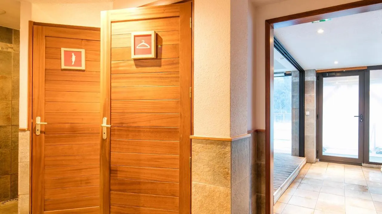 Vacanceole - Residence Les Chalets De La Ramoure Valfrejus Aparthotel