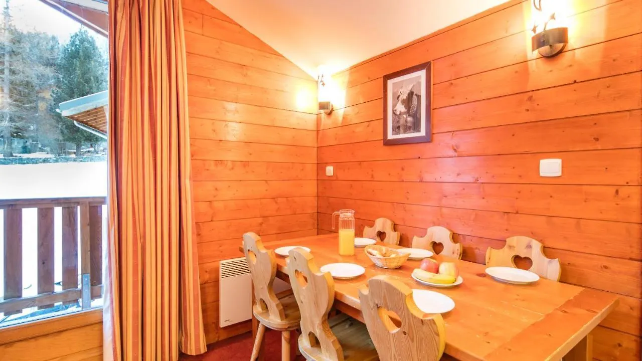 Vacancéole - Résidence Les Chalets de la Ramoure Valfrejus 3*,  France
