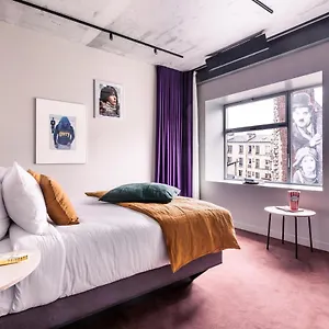 Paradiso 4* Paris