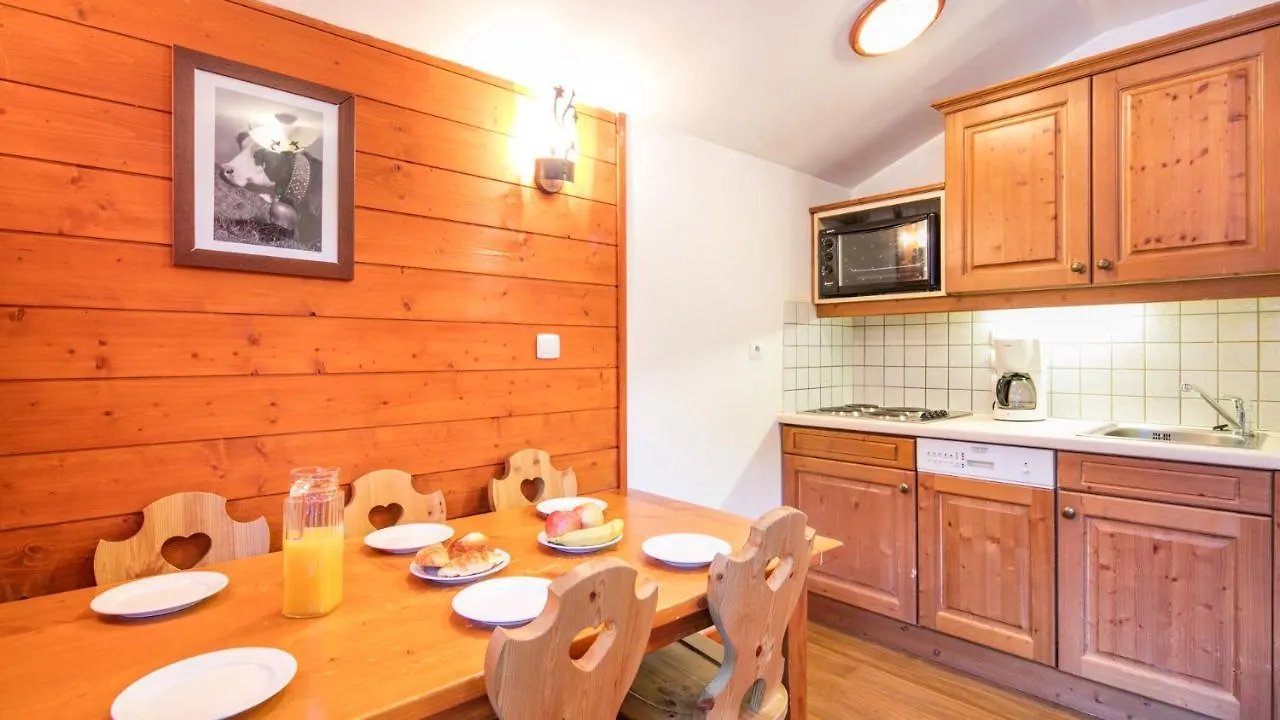 Vacanceole - Residence Les Chalets De La Ramoure Valfrejus